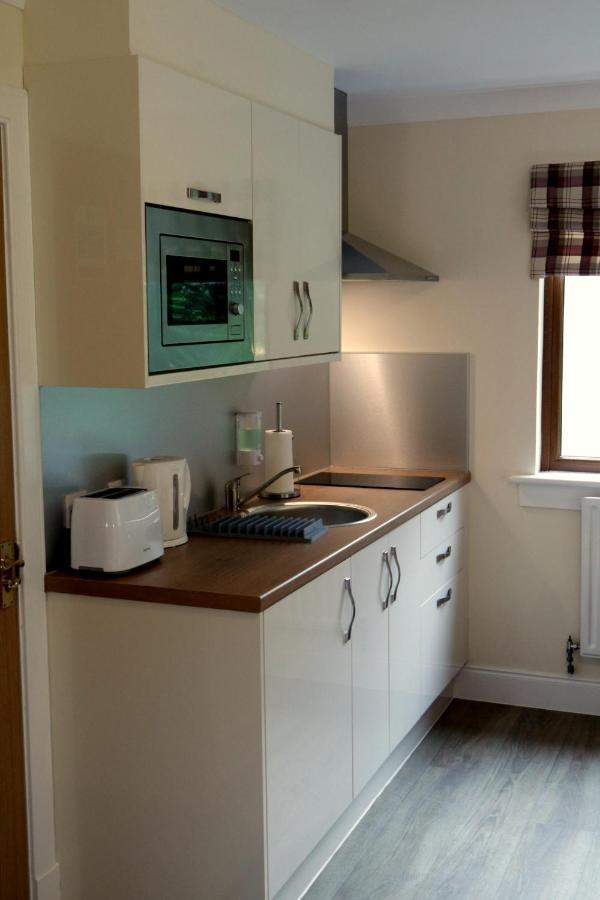 Bracarina House Bed & Breakfast & Caledonian Studio 茵维莫里斯顿 外观 照片